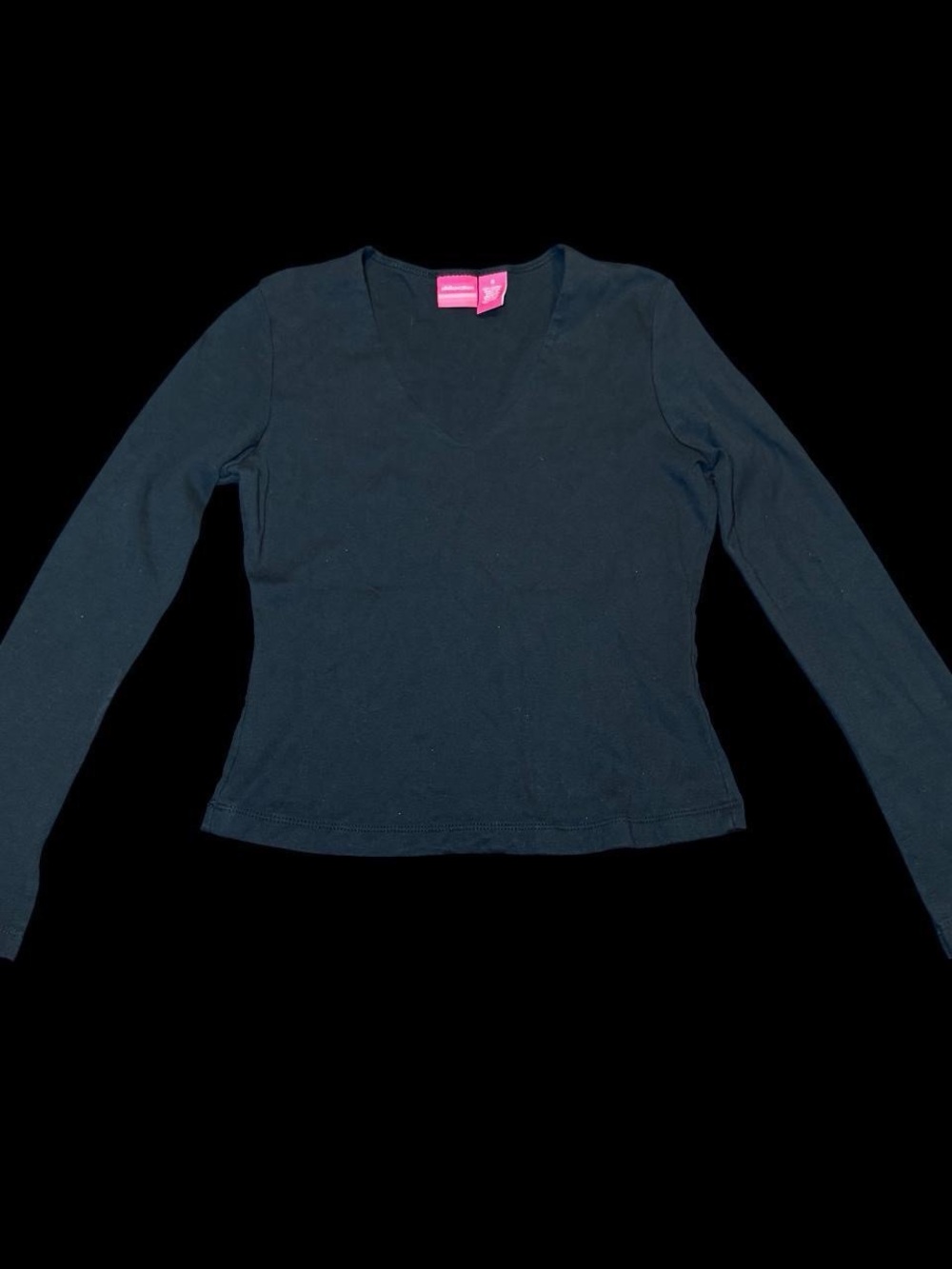 Xhilaration Black V-Neck Long Sleeve Tee